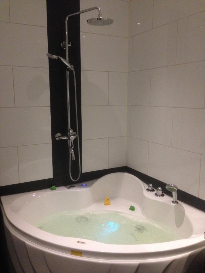 Beach Rose, 1 Free Parking, 2 Min. From Beach, Jacuzzi Нордвейк-ан-Зее Экстерьер фото